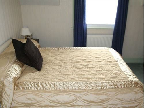 Lyndale Guest House 페이틀리브리지 외부 사진